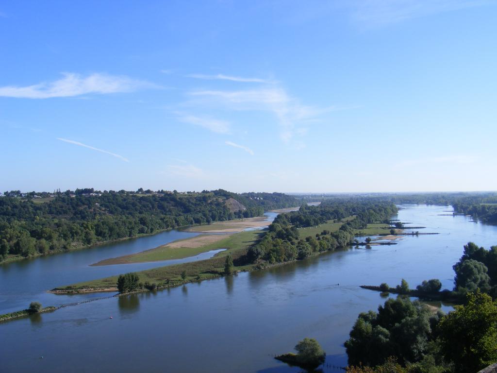 Chambres D'Hotes Vignes Et Loire Drain Exterior photo