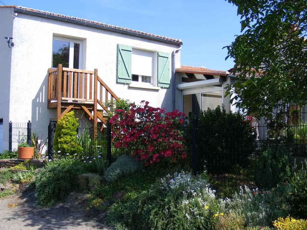 Chambres D'Hotes Vignes Et Loire Drain Exterior photo